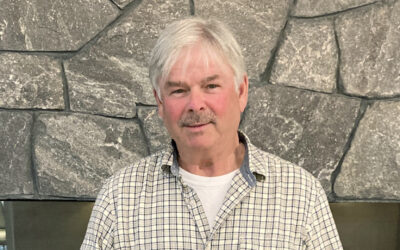Bob Wells Receives Tony Torchia Award